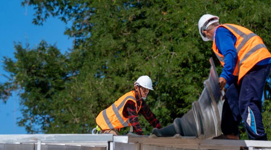Expert Emergency Roof Repairs services in Heidrick, KY